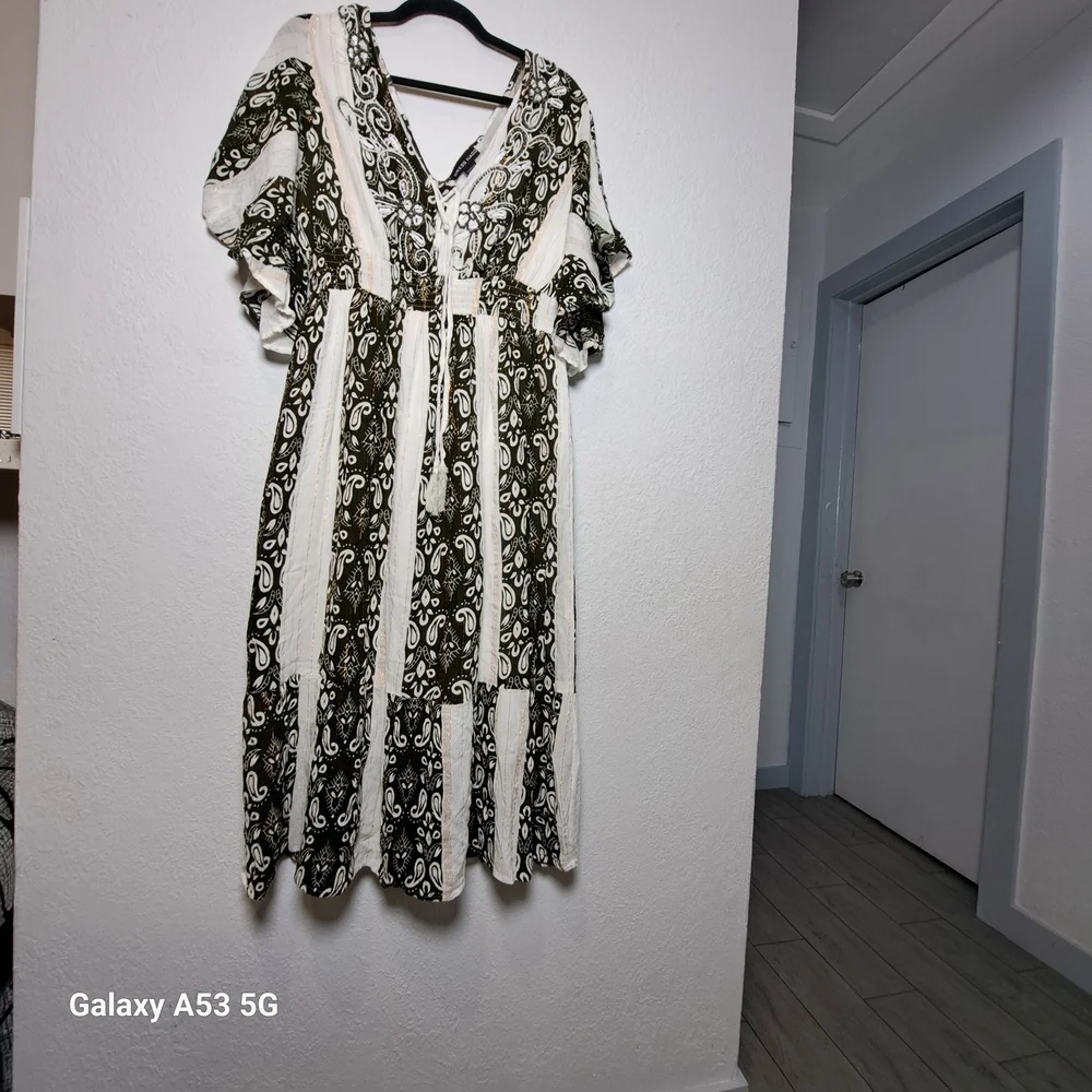 Elegant Midi Dress
